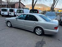 Gebraucht Mercedes E240 Avantgarde 170 PS (125 kW) 2000 Silber Limousine