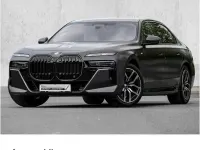 Gebraucht BMW 740 Executive 299 PS (219 kW) 2025 Grau Limousine