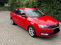 Gebraucht Skoda Rapid Active 86 PS (63 kW) 2014 Rot Kleinwagen