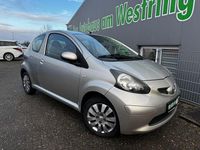 Gebraucht Toyota Aygo Edition 68 PS (50 kW) 2008 Silber Kleinwagen