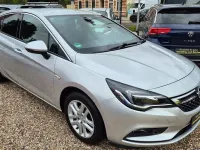Gebraucht Opel Astra Dynamic 150 PS (110 kW) 2016 Silber Limousine