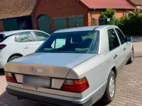 Gebraucht Mercedes E320 Sportline 220 PS (161 kW) 1993 Grau Limousine