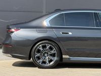 Gebraucht BMW 740 Performance 286 PS (210 kW) 2024 Sophistograu brillanteffekt me Limousine