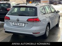 Gebraucht VW Golf VII Trendline 110 PS (80 kW) 2017 White silver Kombi
