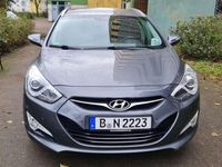 Gebraucht Hyundai i40 Style 136 PS (100 kW) 2013 Grau Kombi