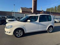 Gebraucht Skoda Roomster Fresh 105 PS (77 kW) 2014 Weiß Van / Kleinbus