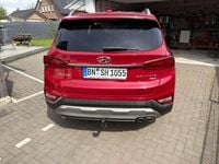 Gebraucht Hyundai Santa Fe Premium 200 PS (147 kW) 2019 Rot SUV