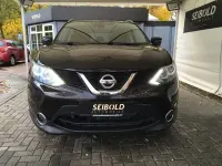 Gebraucht Nissan Qashqai N-Connecta 131 PS (96 kW) 2016 Schwarz SUV