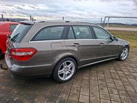 Gebraucht Mercedes E350 231 PS (169 kW) 2011 Gold Kombi