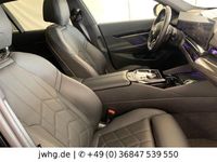 Gebraucht BMW 520 M Sport 197 PS (144 kW) 2024 Schwarz Limousine