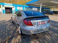 Gebraucht Mercedes CL180 143 PS (105 kW) 2003 Silber Coupé