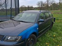 Usata VW Passat 101 CV (74 kW) 1998 Blu Station wagon