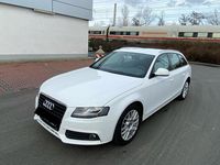 Gebraucht Audi A4 Attraction 160 PS (117 kW) 2008 Ibisweiß Kombi