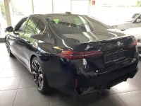 Gebraucht BMW 540 Performance 303 PS (222 kW) 2025 Saphirschwarz Limousine