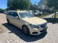 Usado Mercedes E200 Avantgarde 136 CV (100 kW) 2015 Amarillo Familiar