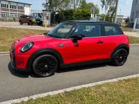 Gebraucht Mini Cooper SE Classic 135 kW (184 PS) 2023 Rot Kleinwagen