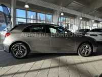 Gebraucht Mercedes A250 Advanced 218 PS (160 kW) 2024 Mountaingrau  met. Limousine
