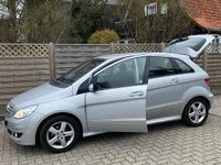 Gebraucht Mercedes B170 116 PS (85 kW) 2006 Silber Van / Kleinbus
