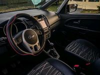 Gebraucht Kia Venga 128 PS (94 kW) 2015 Blau Kleinwagen