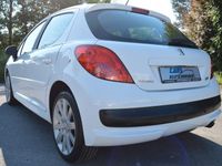 Gebraucht Peugeot 207 Platinum 150 PS (110 kW) 2007 Weiß Kleinwagen
