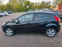 Używany Ford Fiesta 80 KM (58 kW) 2013 Czarny Hatchback