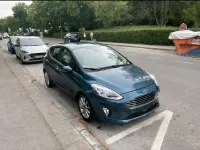 Gebraucht Ford Fiesta Titanium 101 PS (74 kW) 2018 Blau Kleinwagen