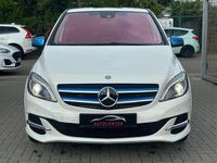 Gebraucht Mercedes B250e 131 kW (179 PS) 2015 Weiß Van / Kleinbus