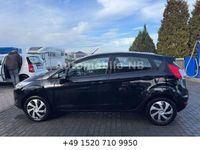 Gebraucht Ford Fiesta Celebration 80 PS (58 kW) 2016 Schwarz Limousine