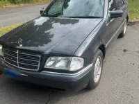 Gebraucht Mercedes C200 136 PS (100 kW) 1997 Schwarz Limousine
