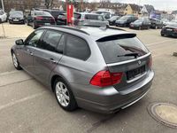 Gebraucht BMW 318 143 PS (105 kW) 2012 Spacegrau metallic Kombi