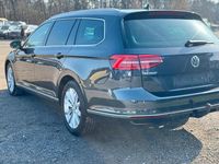 Gebraucht VW Passat Highline 150 PS (110 kW) 2017 Grau Kombi