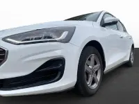 Używany Ford Focus Titanium 125 KM (91 kW) 2023 Biały Sedan/Limuzyna