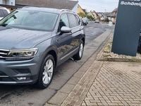 Gebraucht VW Tiguan Allspace Highline 150 PS (110 kW) 2020 Grau SUV