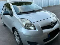 Gebraucht Toyota Yaris Cool 101 PS (74 kW) 2009 Silber Kleinwagen