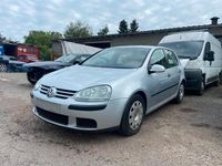 Gebraucht VW Golf IV 105 PS (77 kW) 2005 Silber Kleinwagen