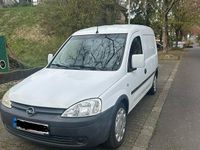 Używany Opel Combo 101 KM (74 kW) 2005 Biały Minivan