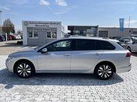 Gebraucht VW Golf VIII Move 150 PS (110 kW) 2023 Reflexsilber metallib Kombi