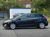 Gebraucht Hyundai i30 Edition 99 PS (72 kW) 2013 Schwarz Limousine