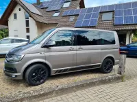 Gebraucht VW Multivan Highline 204 PS (150 kW) 2016 Gelb Van / Kleinbus