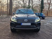 Gebraucht VW Touareg 262 PS (192 kW) 2015 Schwarz SUV