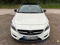 Gebraucht Mercedes CLA220 AMG line 177 PS (130 kW) 2015 Weiß Limousine