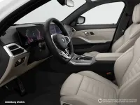 Gebraucht BMW 330e M Sport 292 PS (214 kW) 2025 Weiß Kombi