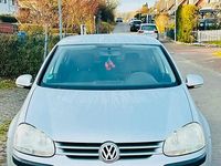 Gebraucht VW Golf V 102 PS (75 kW) 2005 Silber Kleinwagen