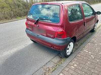 Gebraucht Renault Twingo 75 PS (55 kW) 2001 Rot Kleinwagen