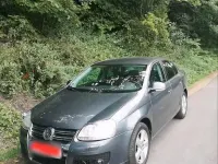 Używany VW Jetta 102 KM (75 kW) 2008 Szary Sedan/Limuzyna