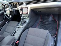 Gebraucht VW Passat 190 PS (139 kW) 2019 Grau Kombi