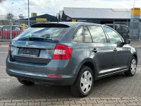 Gebraucht Skoda Rapid Elegance 105 PS (77 kW) 2014 Grau Kleinwagen