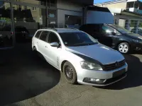 Gebraucht VW Passat 140 PS (102 kW) 2012 Silber Limousine