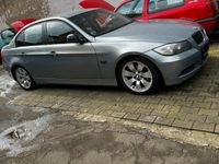 gebraucht BMW 320 i E 90