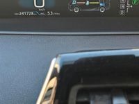 Gebraucht Toyota Prius Comfort 122 PS (89 kW) 2017 Rot Limousine